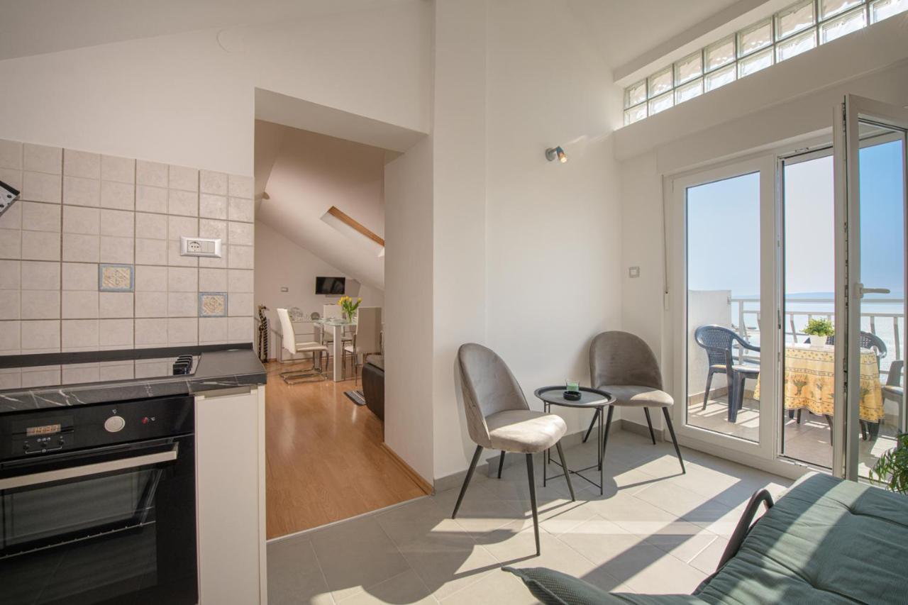 Apartmani Tena Selce Exterior photo